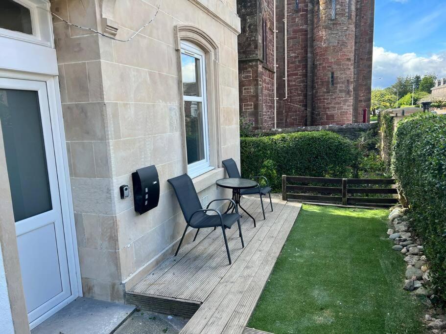 Number 79, Cosy Central Helensburgh 1 Bedroom, Ground Floor Pet Friendly, Garden Dış mekan fotoğraf